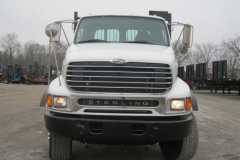 2007sterlinglt9500moffetttruck_stk0375 (9)