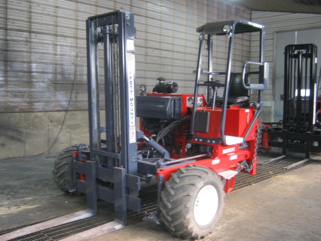 2004 Moffett M5500Truck Mounted Piggyback Forklift For Sale Only 1107 Hours