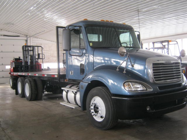 2010 Freightliner Columbia 120 Flatbed Moffett Truck For Sale