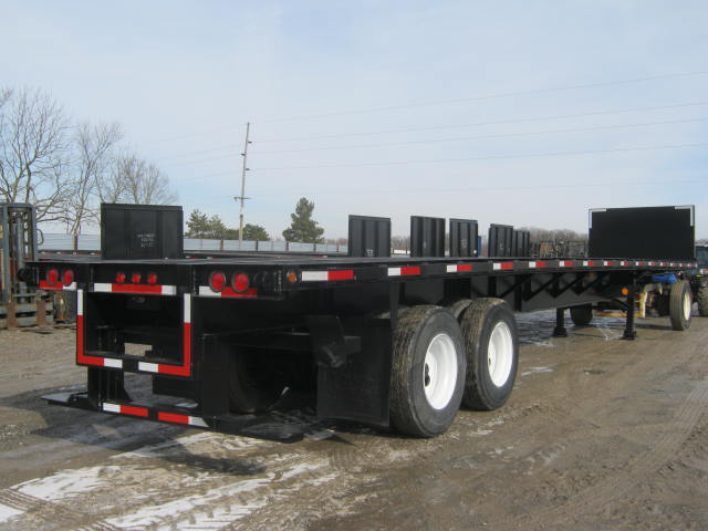 2013 Viking 48'x 102" Flatbed Moffett Forklift Trailer For Sale