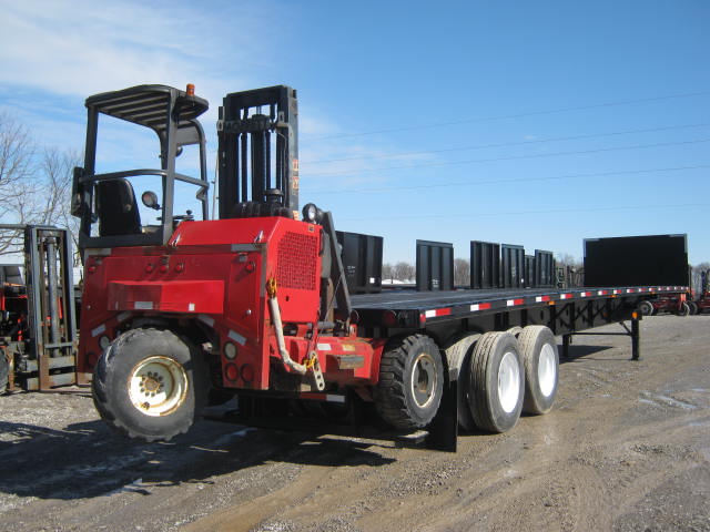 2009 Transcraft 46' X 102" Flatbed Moffett Forklift Trailer With Air Ride For Sale