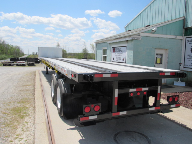 1999 Dorsey 48 Foot by 102 Inch Steel/Aluminum Flatbed Moffett Trailer For Sale